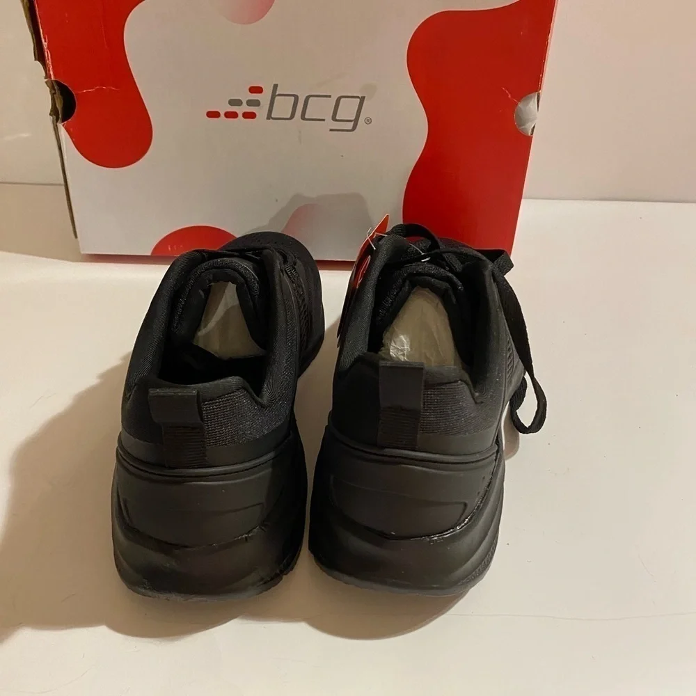 BCG Men’s Outracer Black Sneakers 7.5 (IC)